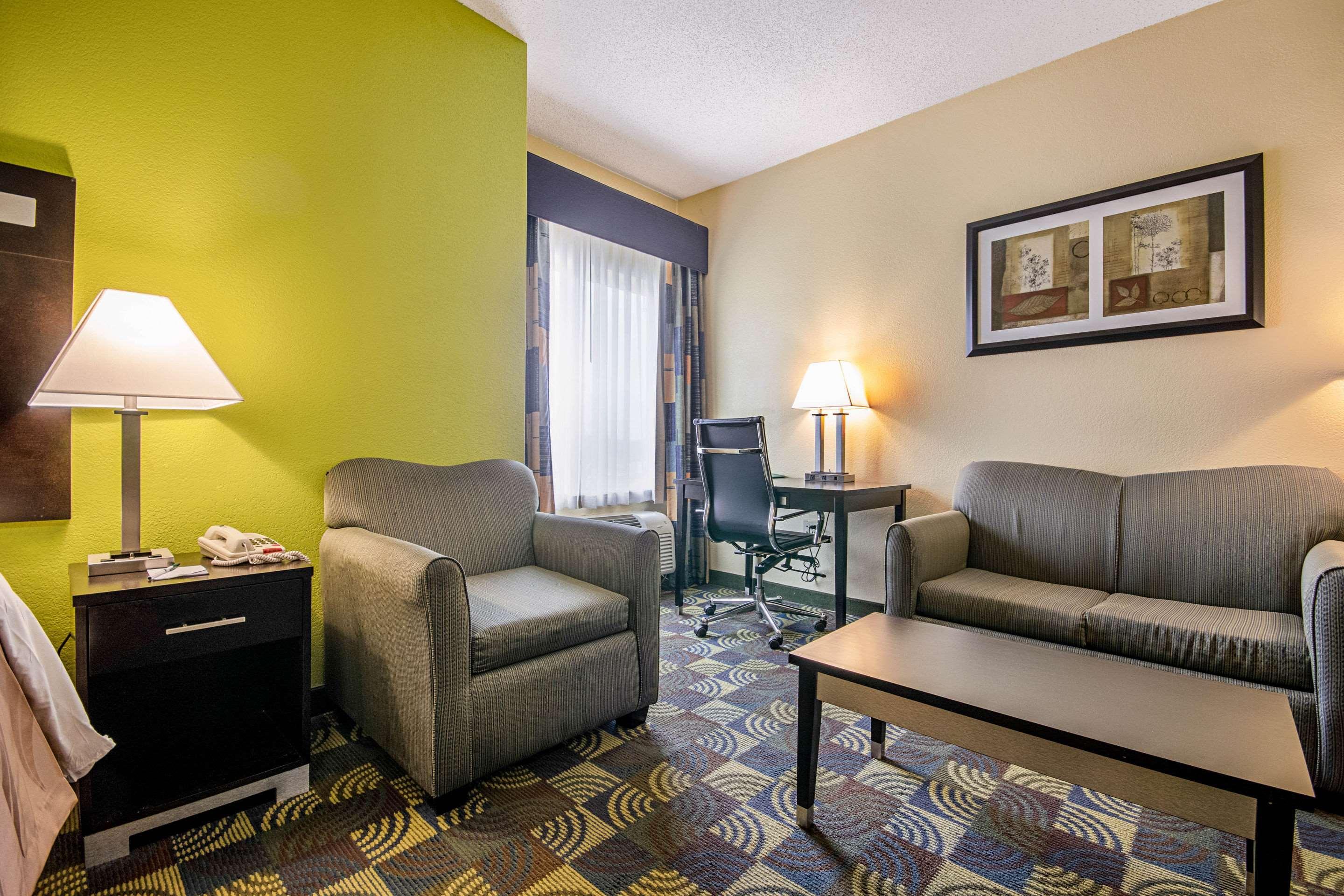 Quality Inn & Suites Glenmont - Albany South Exterior photo